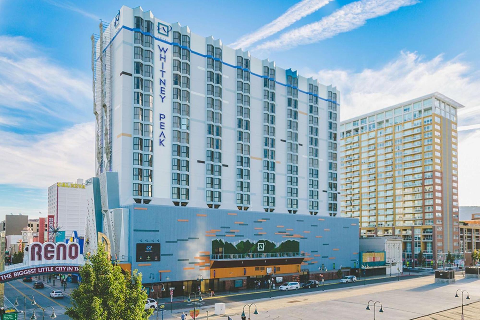 Whitney Peak Hotel Reno, Tapestry Collection By Hilton Экстерьер фото